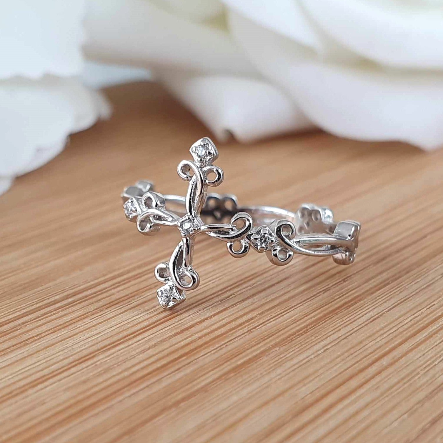 Gothic Cross Ring - The Bee Charm