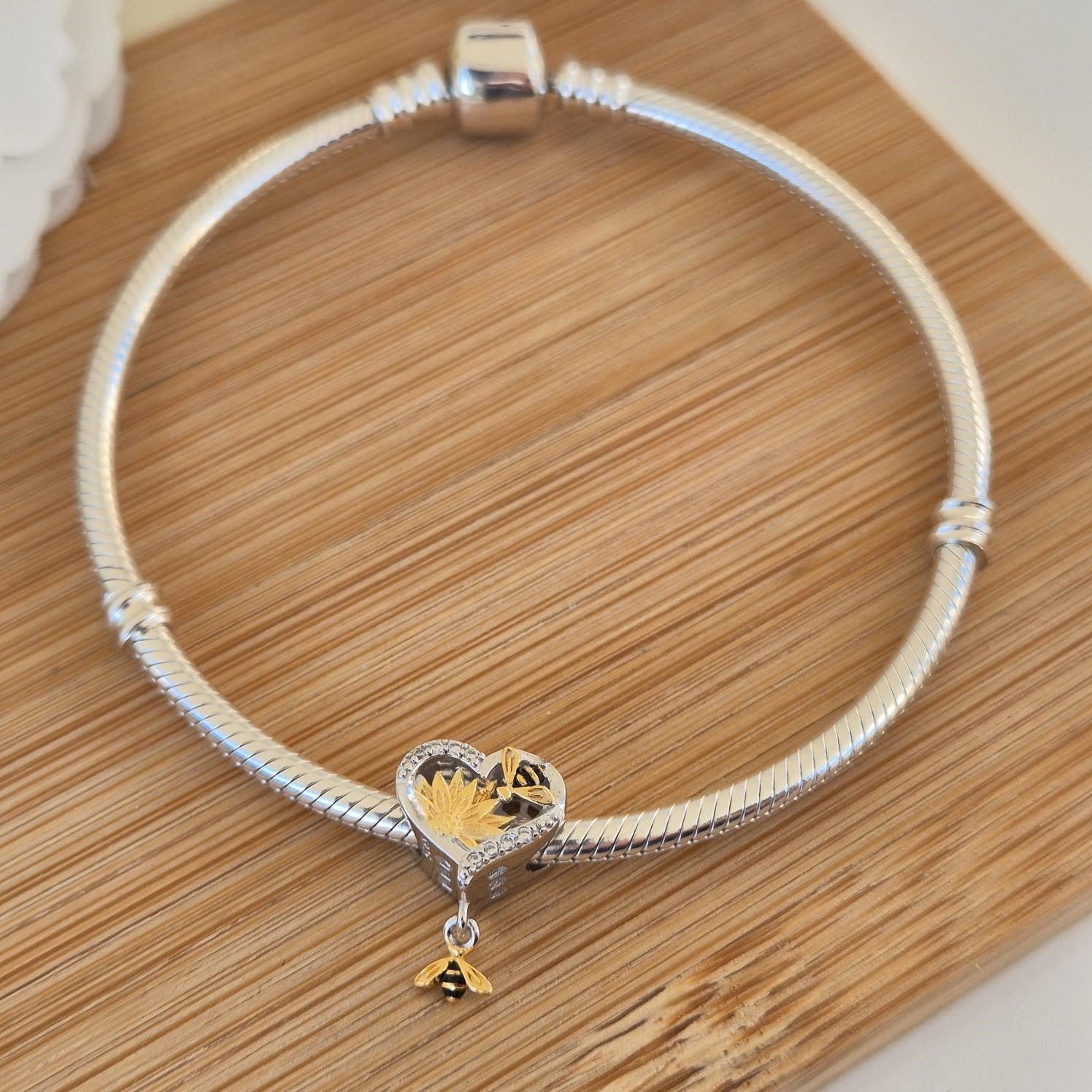 Honey Bee Charm - The Bee Charm