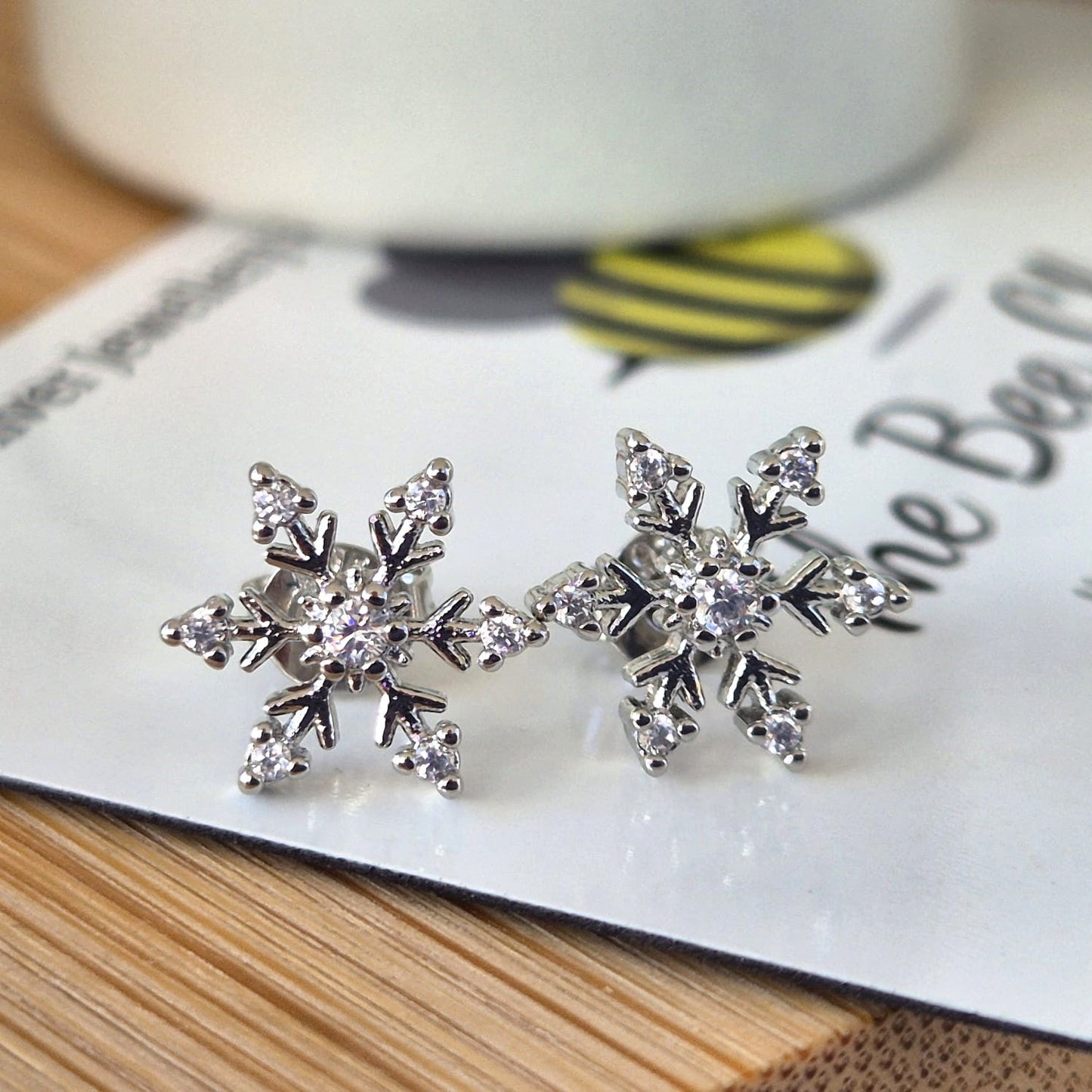 Snowflake Earrings - The Bee Charm