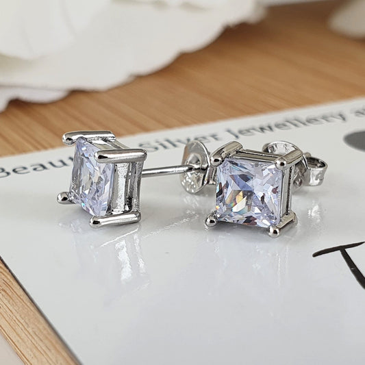 Square Stud Earrings - The Bee Charm