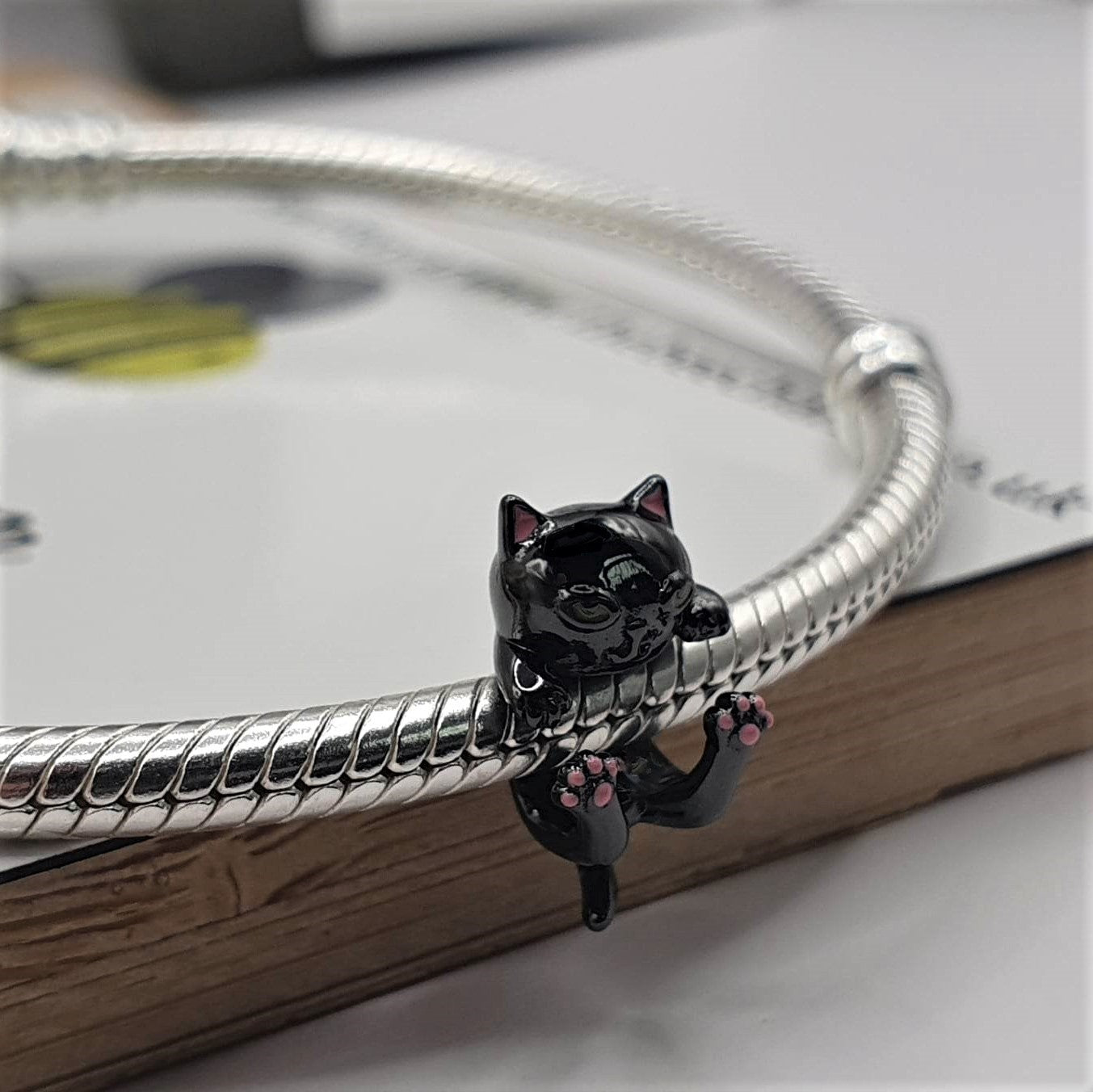 Pandora black sale cat charm